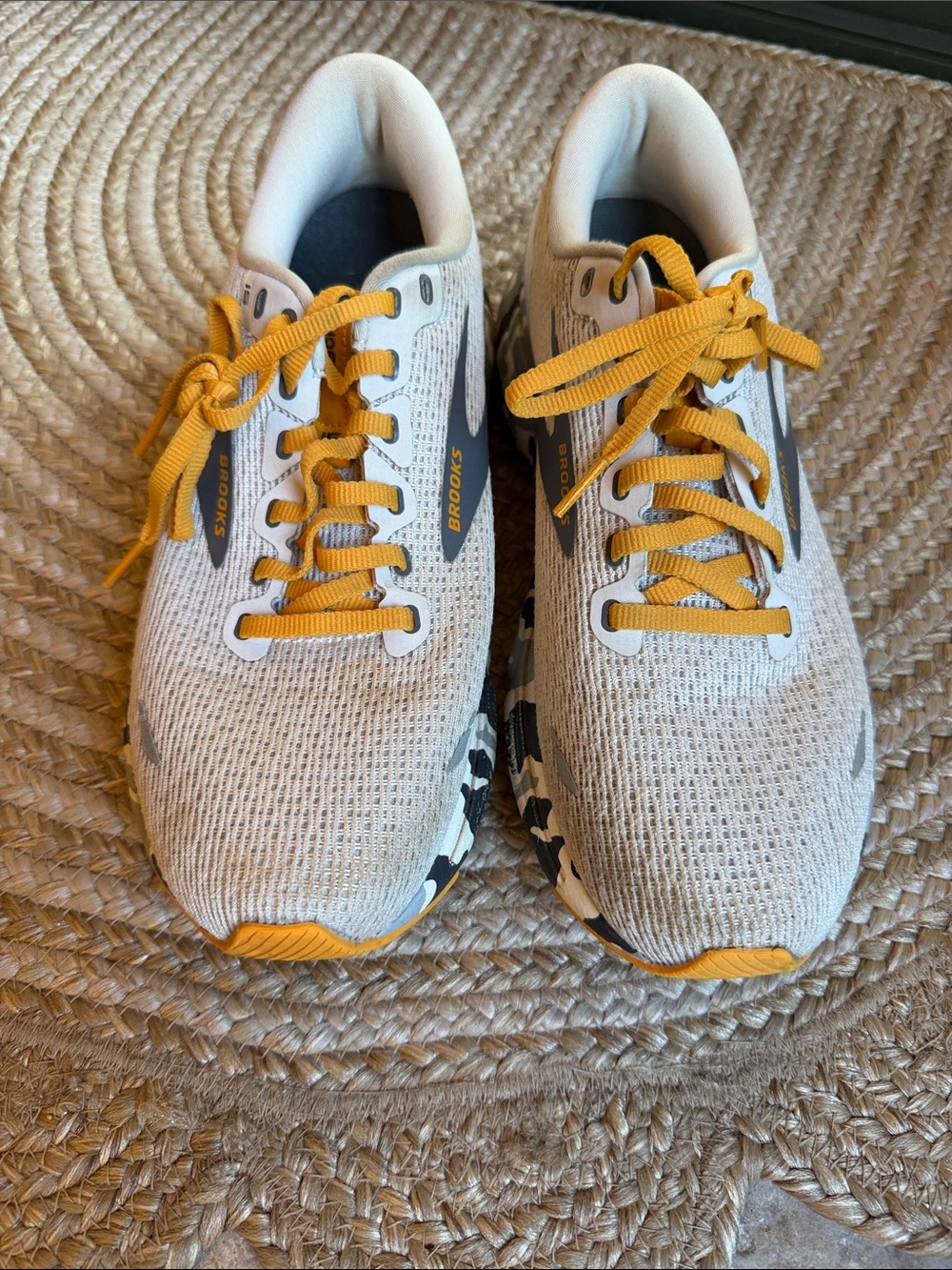 Brooks Women’s Running Shoes - White and Yellow